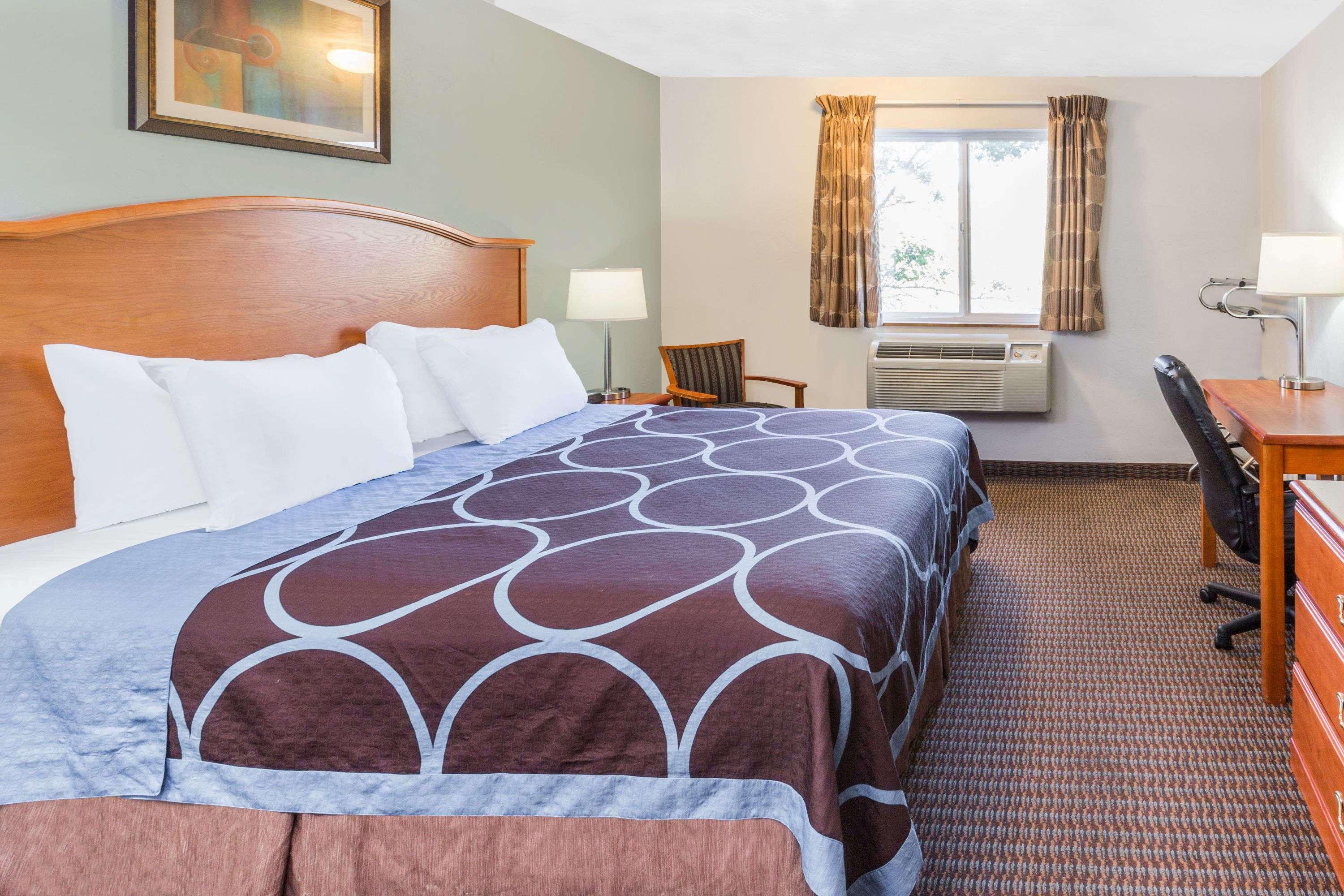Super 8 By Wyndham Roseburg Hotel Ngoại thất bức ảnh